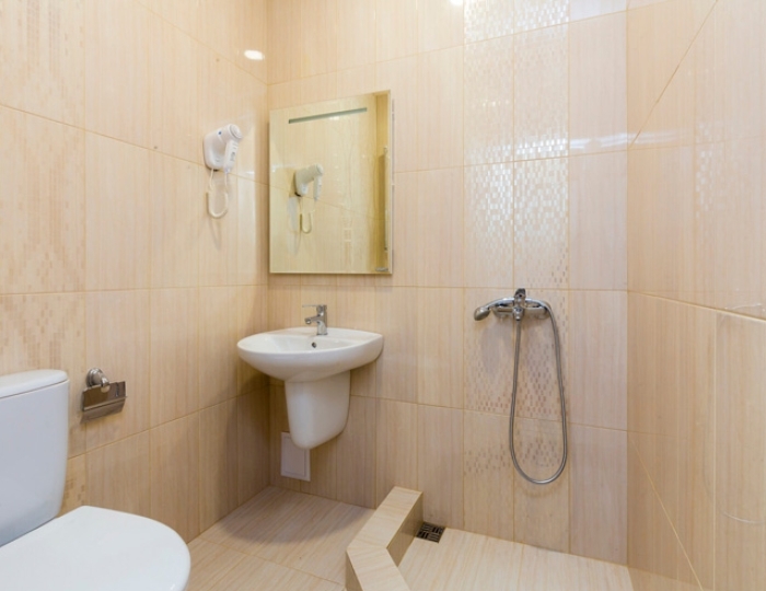 Комфорт 2-местный 1-комнатный, главный корпус № 3 - Дом отдыха «Мидель Гагра»