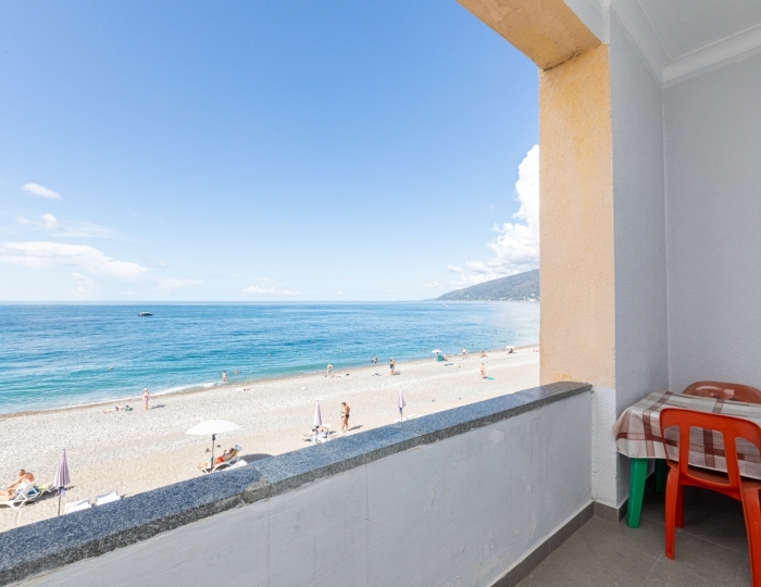 Стандарт 3-местный 1-комнатный с балконом, корпус 1,2 - Дом отдыха «Мидель Гагра»